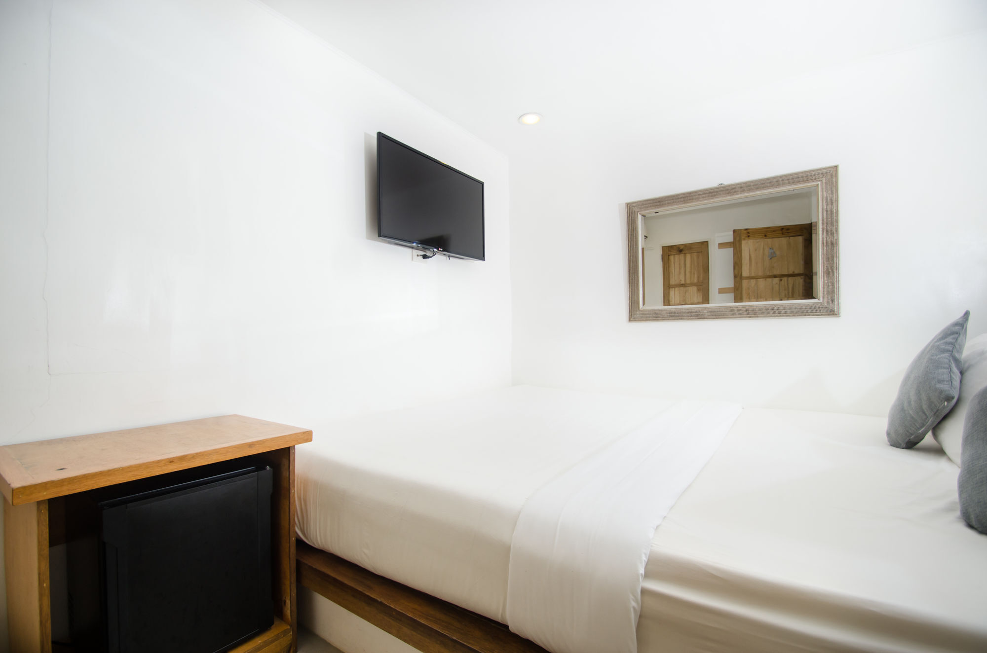 Zuzuni Boutique Hotel Balabag  Esterno foto
