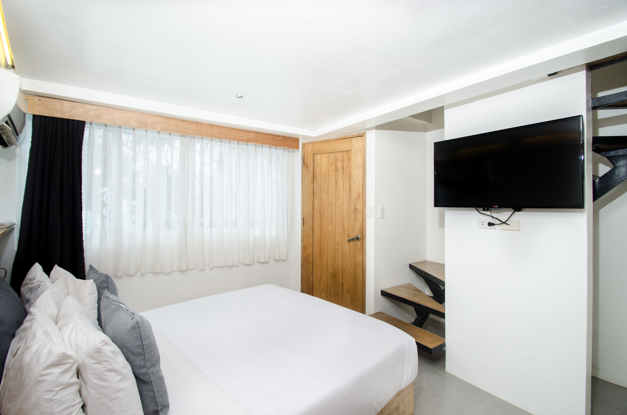 Zuzuni Boutique Hotel Balabag  Esterno foto