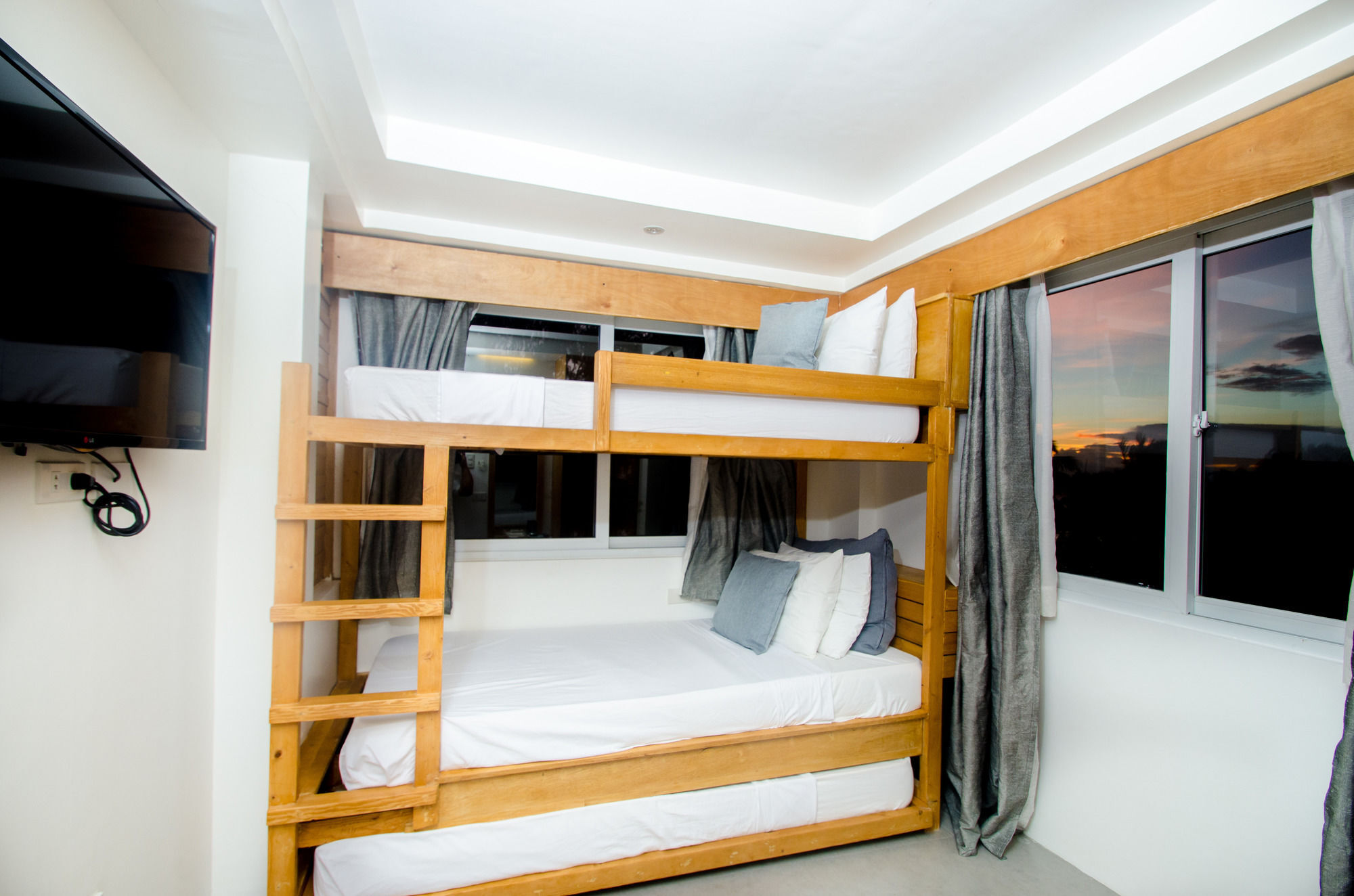 Zuzuni Boutique Hotel Balabag  Esterno foto